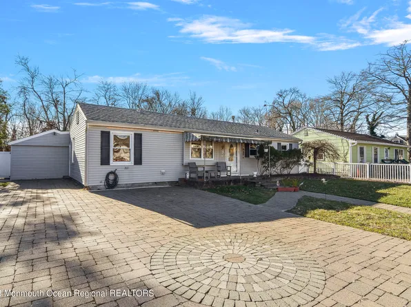 406 Middle Lane, Howell, NJ 07731