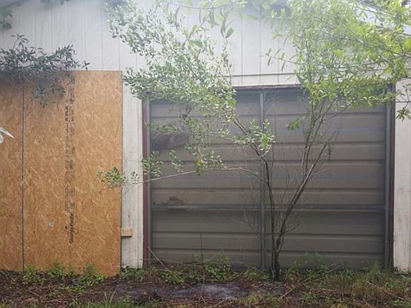 4th image of 4510 West Ln