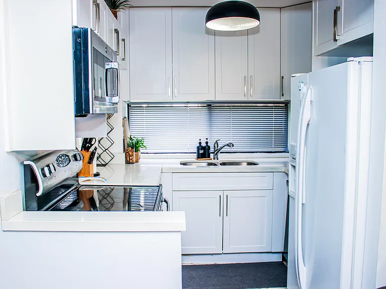 17011 N Bay Rd #104 — Photo 6