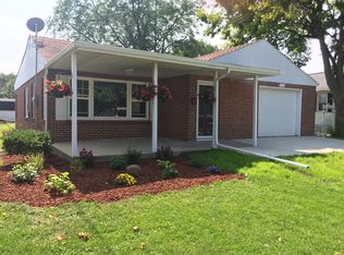 1822 13th St, Peru, IL 61354