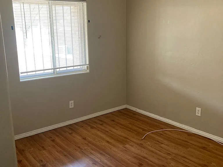 1315 E Zulema Loop — Photo 12
