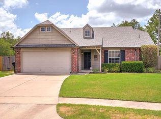 137 Dp Newman Cir, Kiefer, OK 74041