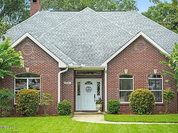 5th image of 2536 Longwood Ct