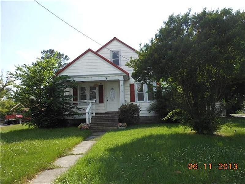 1st image of 14 Clayton Ave