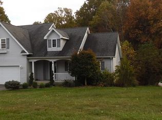 131 Walnutview Dr, Beaver, WV 25813