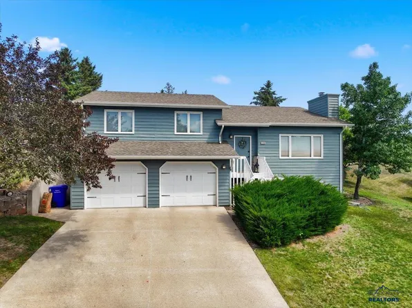 4749 Summerset Dr, Rapid City, SD 57702