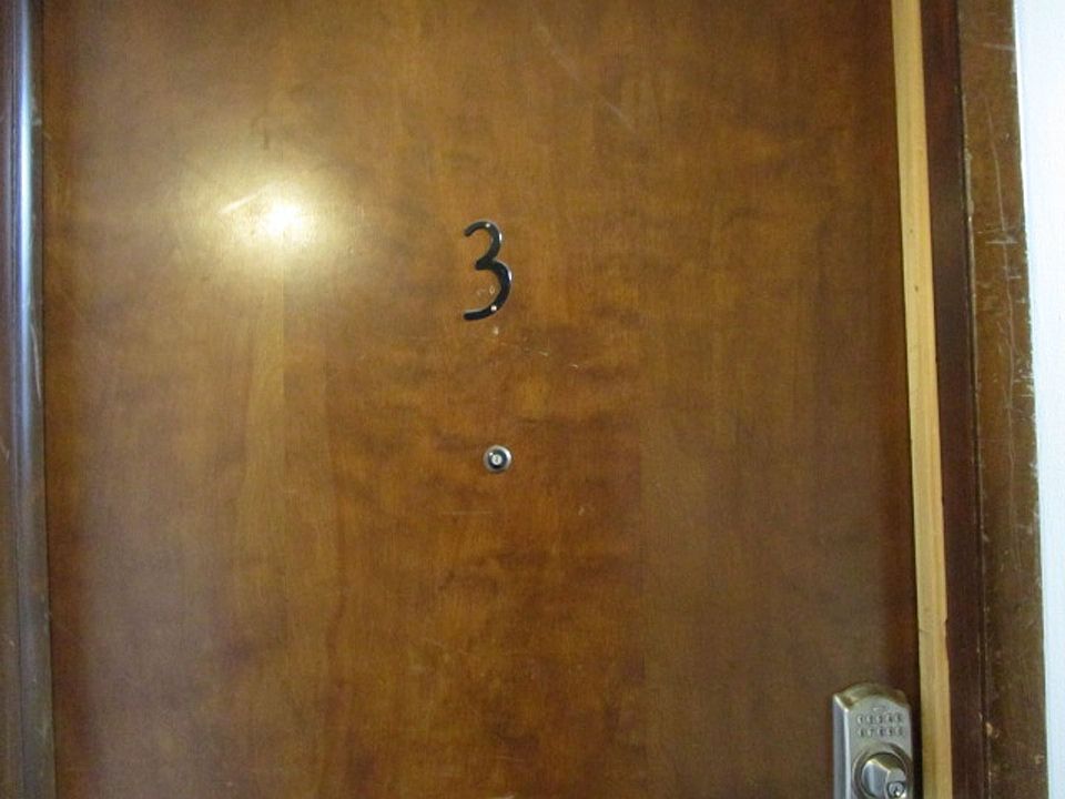 1st image of 700 Fremont St APT 3