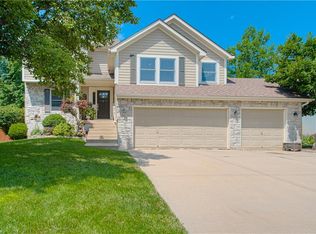 18424 Ash St, Gardner, KS 66030