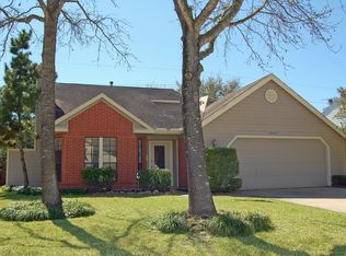 15903 Pinyon Creek Dr, Houston, TX 77095
