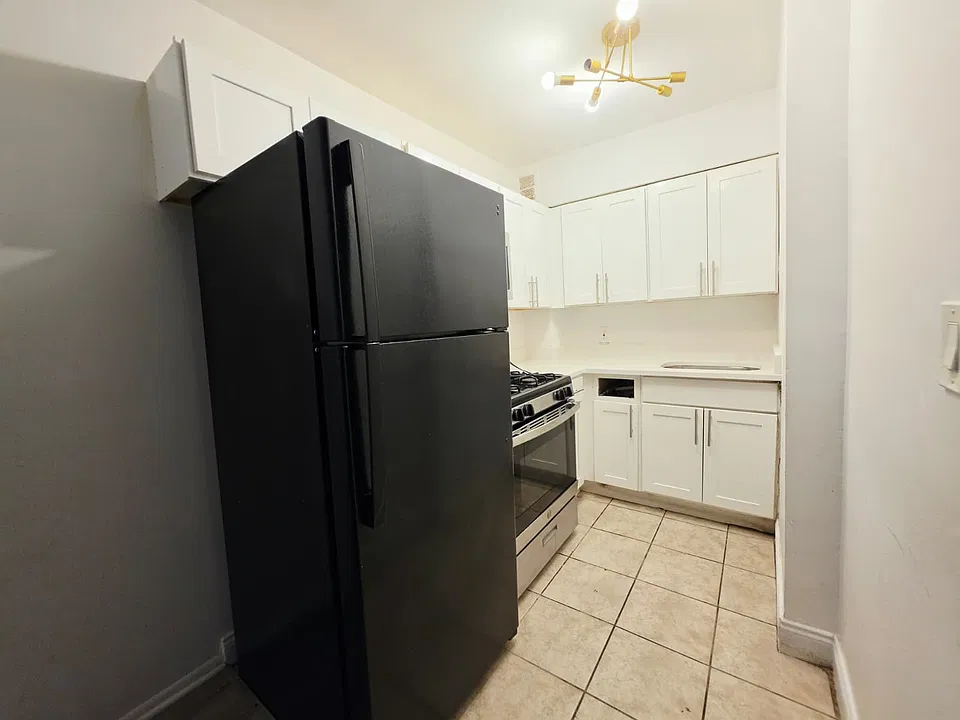 118 Wade St #2G