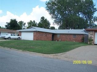 3101 Glenwood Dr, Chickasha, OK 73018