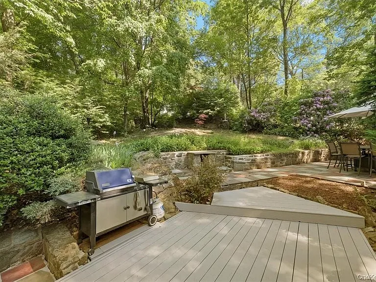 13 Split Rock Rd — Photo 29