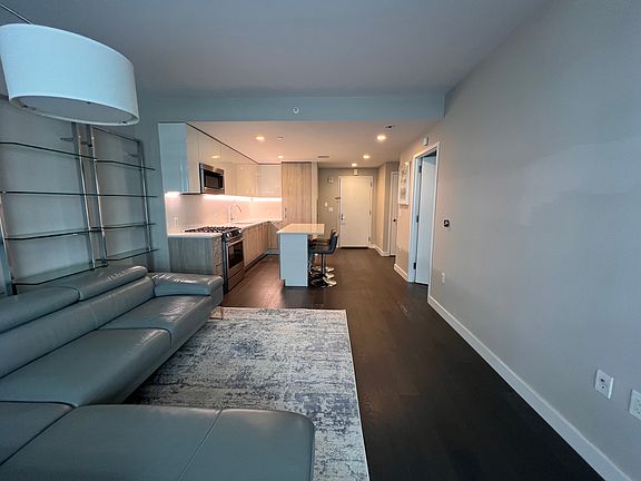 5th image of 13103 40th Rd #10F