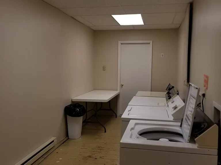 102-108 N Main St — Photo 9