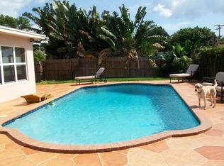 1409 Lake Erie Dr, Lake Worth, FL 33461