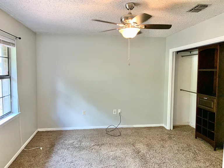 317 Somerset Dr — Photo 34