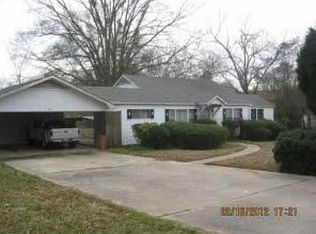 60 Line Rd, Laurel, MS 39443