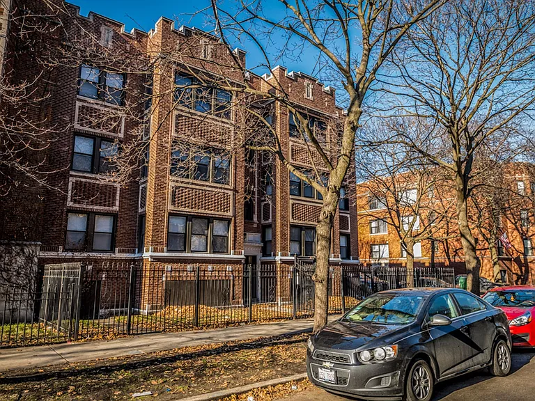 8000 S Drexel — Photo 14