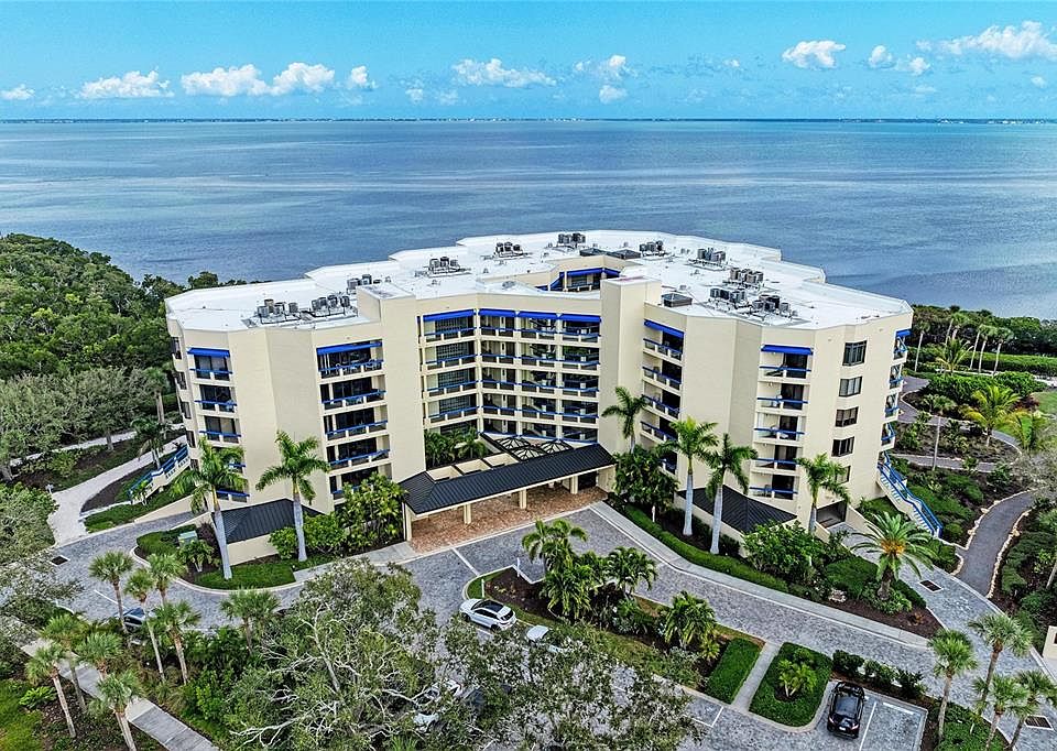 1st image of 2120 Harbourside Dr Unit 612
