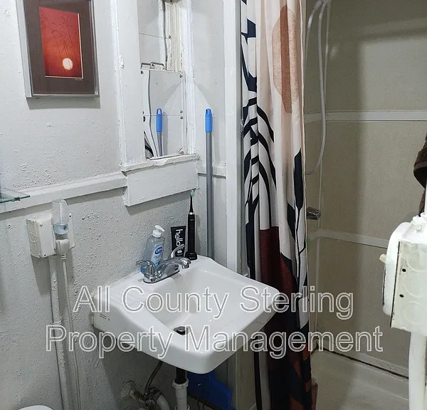 237 SW 2nd Pl #2 — Photo 14