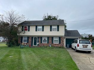 22 Green Tree Rd, Stratford, NJ 08084