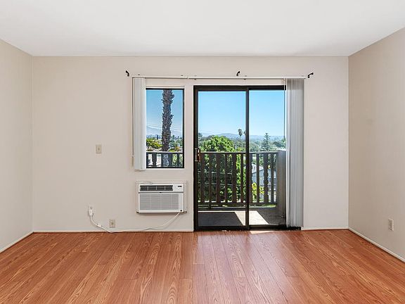 4th image of 6924 Hyde Park Dr Unit 206