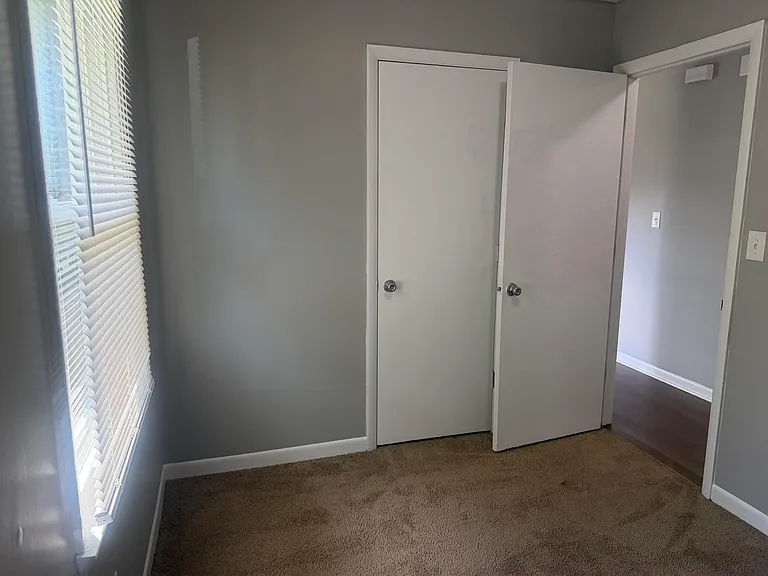 1079 Trent Blvd — Photo 7