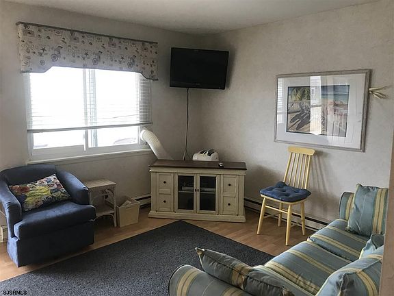 2nd image of 3400 Central Ave #4