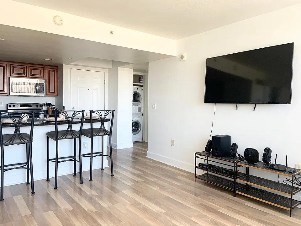 450 N Arlington Ave #510