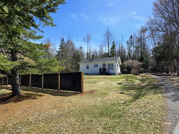 2nd image of 156 Greenfield Rd