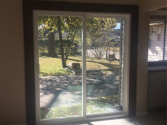 4th image of 11653 Drummond Dr