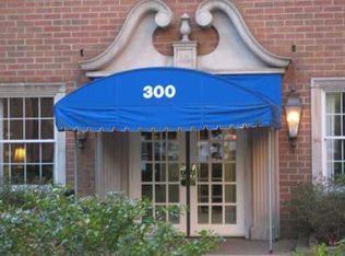 300 Fox Chapel Rd APT 209, Pittsburgh, PA 15238