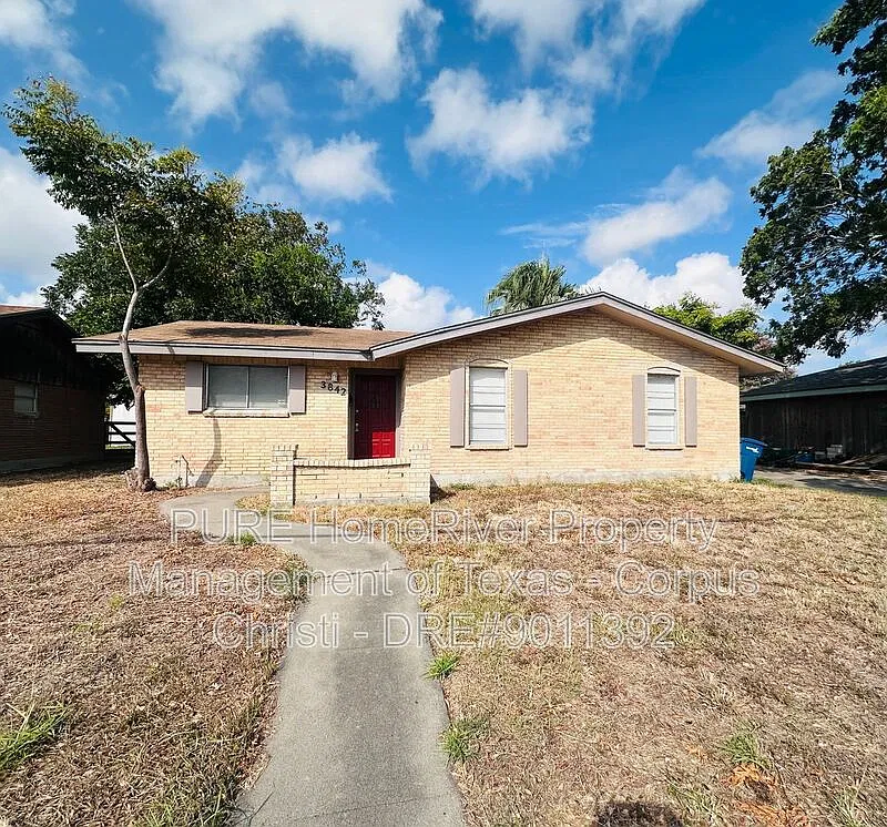 4 bed, 2.0 bath, 1634 sqft, $1,750 — Photo 1