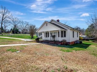 506 N Church St, Central, SC 29630