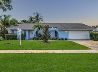 12662 Guilford Cir, Wellington, FL 33414