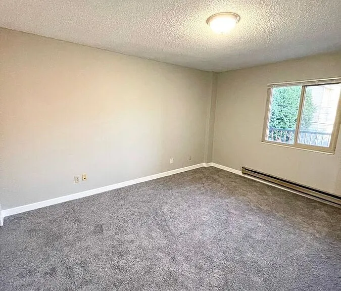 5200 University Way NE #402 — Photo 18