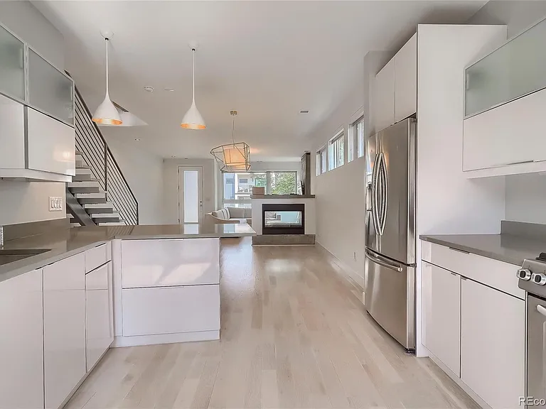 3445 Wyandot St — Photo 9