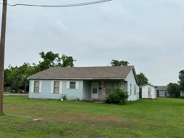 406 E Adams St, Itasca, TX 76055