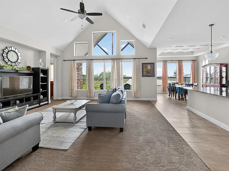 6007 Marsh Lake Ct — Photo 10