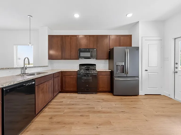 4506 Blue Moutain Laurel — Photo 22