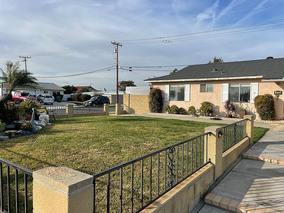 2nd image of 8791 Emerald Ave