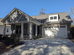 401 Edgewater Dr, Athens, GA 30605