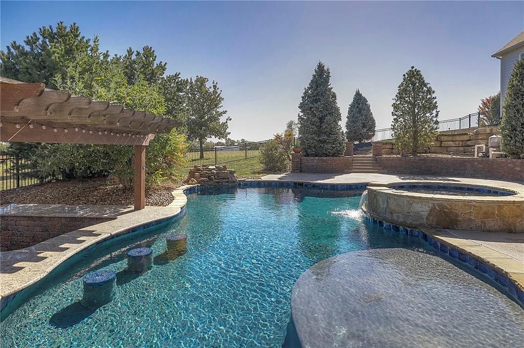 20133 Ridgeview Rd, Spring Hill, KS 66083 MLS 2460728 Zillow