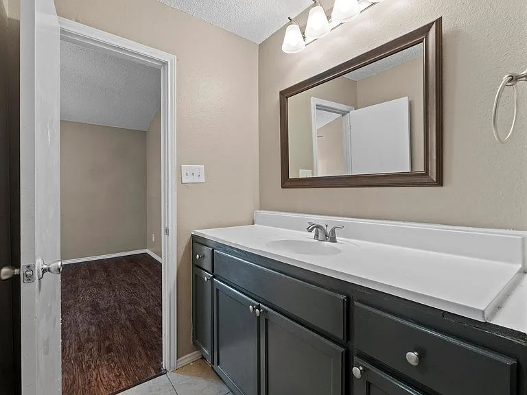 4208 Duval Rd #C — Photo 16
