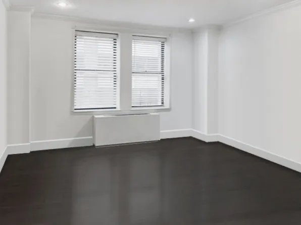 150 West 51st Street 827 image 2 of 17