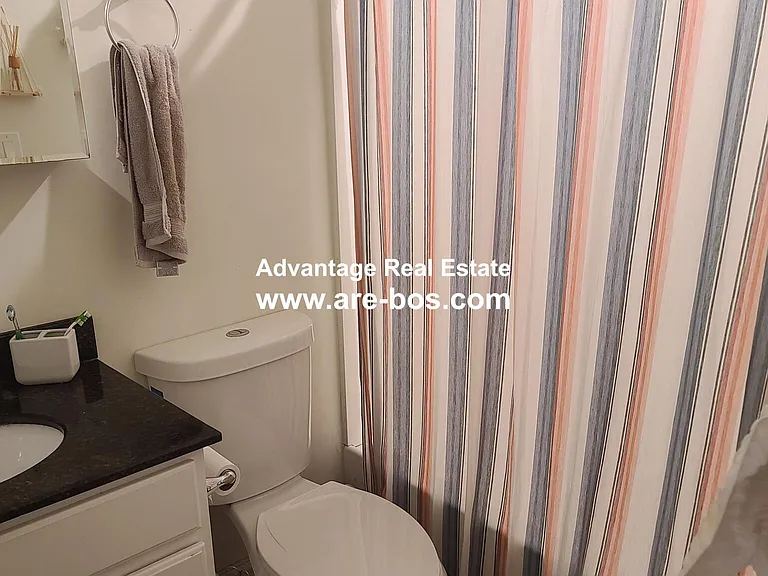 121 Webster Ave #5 — Photo 26