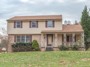 253 Kinvara Dr, Pittsburgh, PA 15237