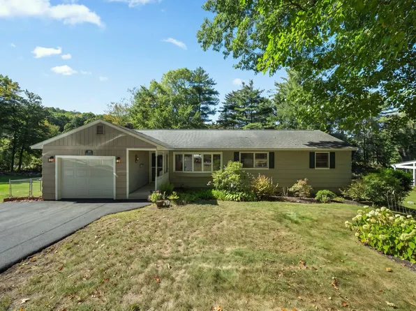 35 Harvey Ln, Westborough, MA 01581