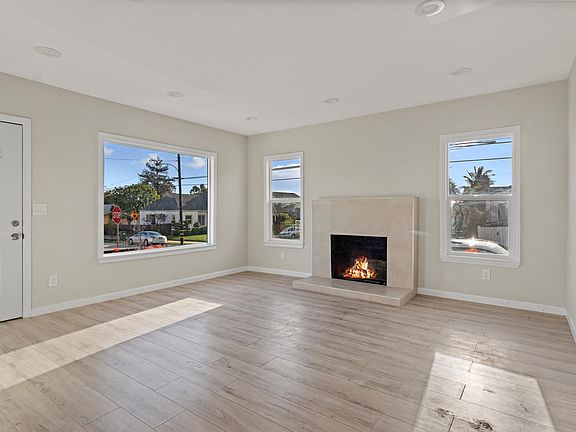 4th image of 501 E Brett St