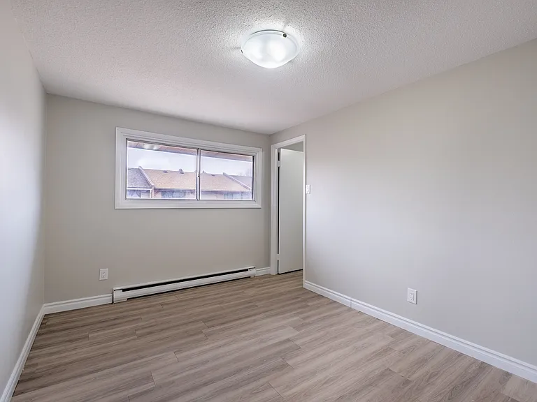 75 Old Chicopee Dr — Photo 10